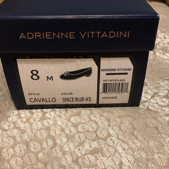 ADRIENNE VITTADINI 8M style Cavallo space blue color kidsuede Neiman Marcus. - Picture 5 of 15